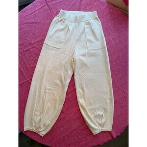 NEW as trending on Amazon LILLUSORY Knit Pants in ivory size XS